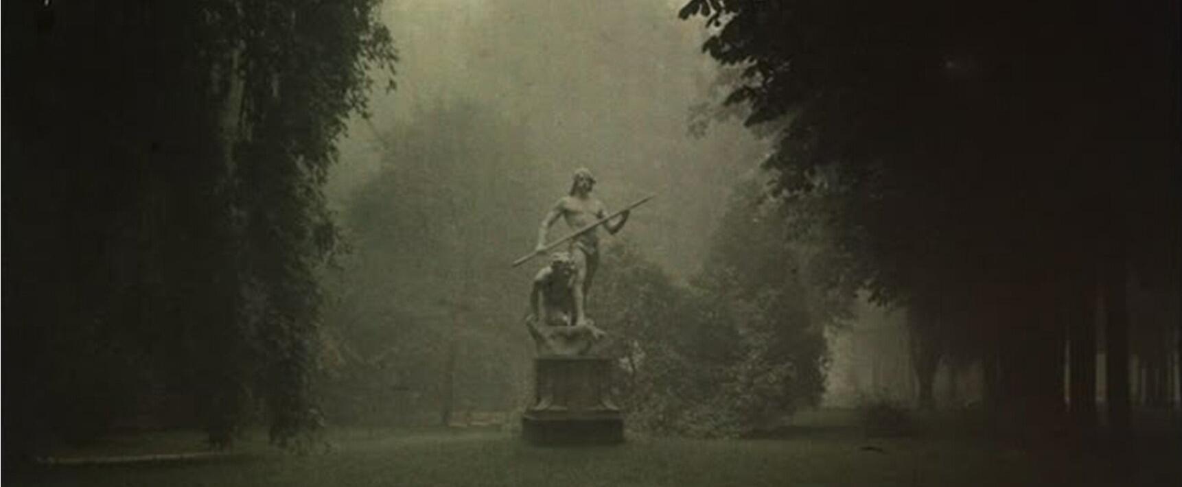 ANTHEMS FROM THE PLEASURE PARK : my introspective scent picks for autumn