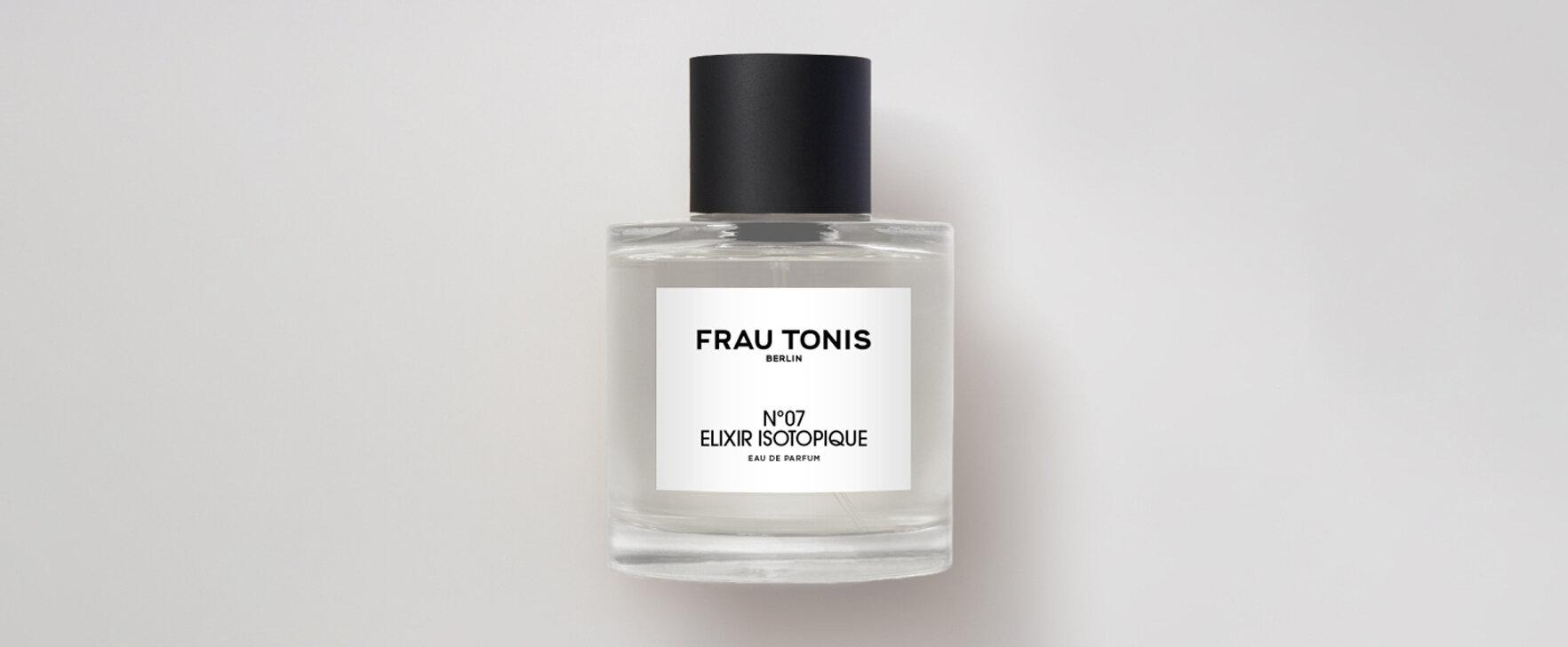 Stubborn, Wild, Luminous: The New Unisex Fragrance № 07 Elixir Isotopique by Frau Tonis Parfum
