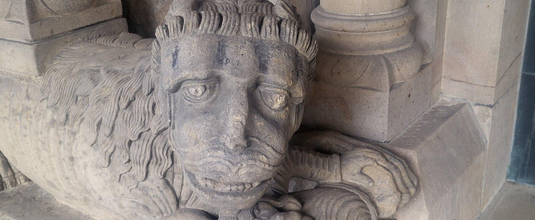 Immer der Nase nach: geweihter Rauch 