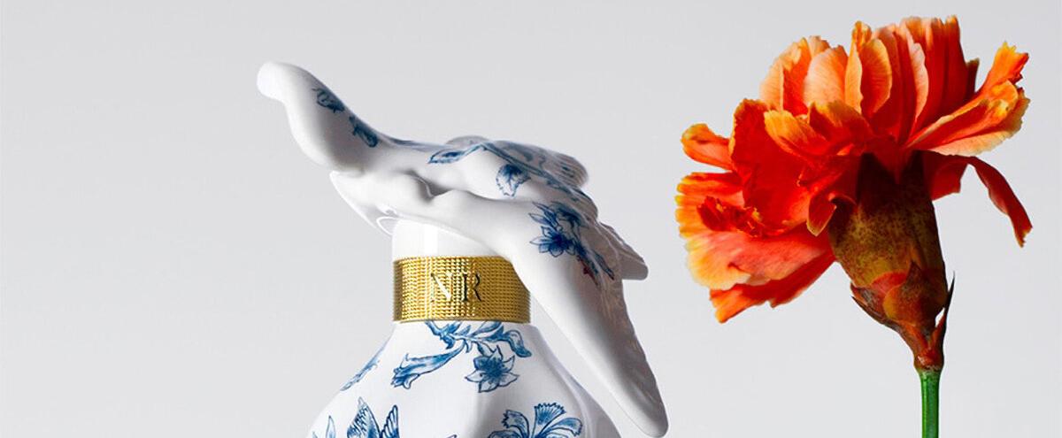 Nina Ricci präsentiert "L'Air du Temps À Paris chez Antoinette Poisson."