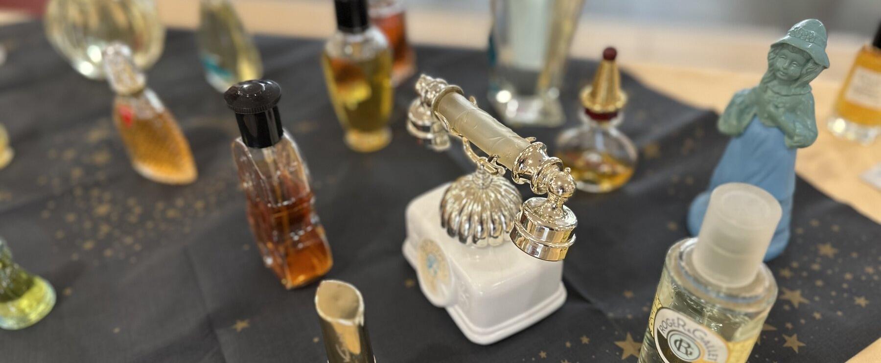 Parfümnachmittag im Seniorenheim – Ein Duft voller Erinnerungen und Freude