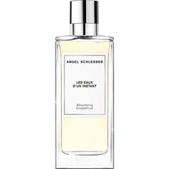 Blooming Grapefruit von Angel Schlesser
