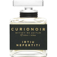 Irtiu Nefertiti von Curionoir