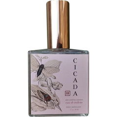 Cicada Rouge von Henny Faire Co.