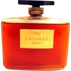 Le Nº9 von Cadolle