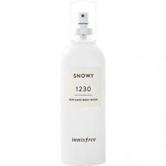 Snowy 1230 by Innisfree