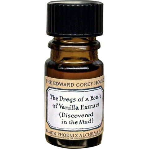 The Dregs of a Bottle of Vanilla Extract (Discovered in the Mud) von Black Phoenix Alchemy Lab The Dregs of a Bottle of Vanilla Extract (Discovered in the Mud) von Black Phoenix Alchemy Lab