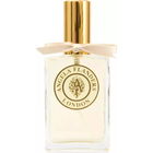 Bouquet d'Amour by Angela Flanders