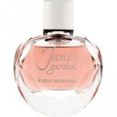 Jane's Garden - Early Morning von Jane Iredale