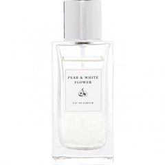 Pear & White Flower von Primark