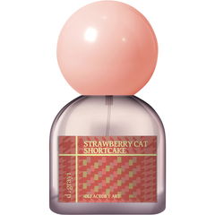 Strawberry Cat Shortcake by D. Grayi