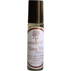 Lavender & Ylang Ylang von Hidden Acres Soap Co.