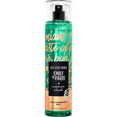 Macaron Cloud by Bath & Body Works