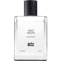 Half Moon by Atelier Bloem