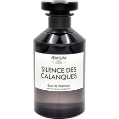 Silence des Calanques by Æmium