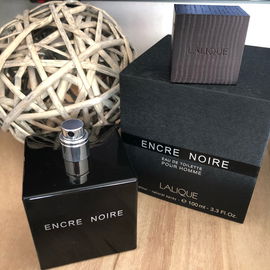 Lalique "ENCRE NOIRE"...
