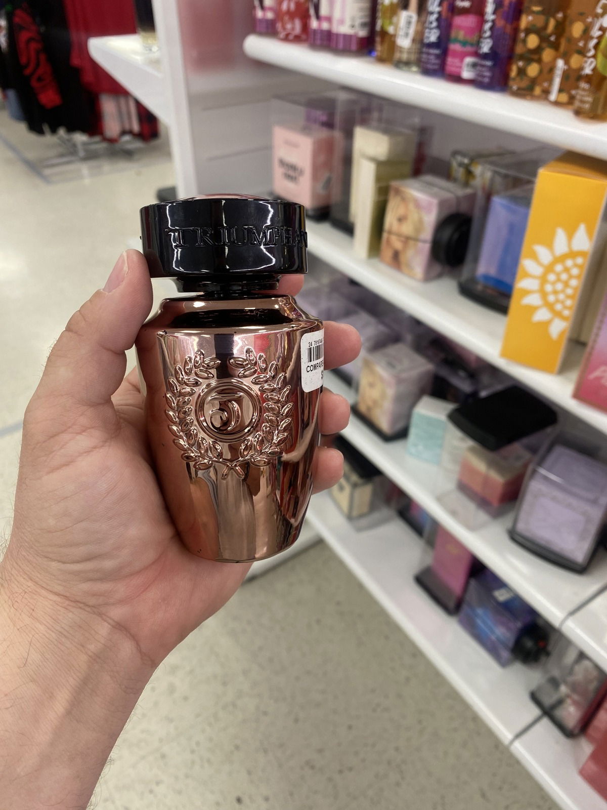 This is the best cheapie I’ve ever bought I have a 2nd bottle and I will get a 3rd. It’s a Spicebomb clone heavy on cedar it has elemi resin tobacco leather and cinnamon an absolute beautiful fragrance