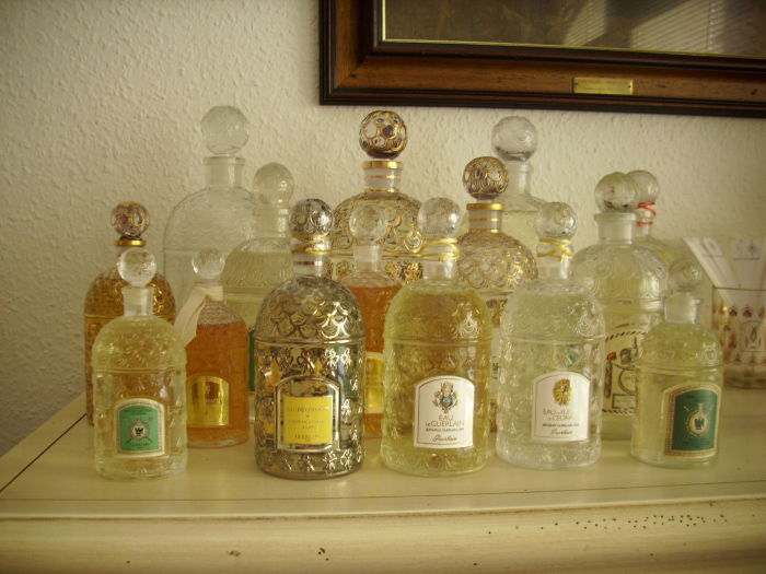 Les Abeilles - von alt bis jung - in Glas, in Gold, in Platin - 125 ml/250 ml/ 500 ml/ 1 Liter