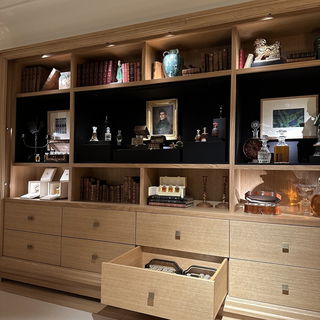 HJ Paris Boutique