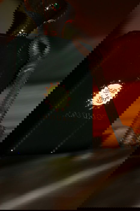 ...zeigt sein allerallergemeinstes Grinsen...