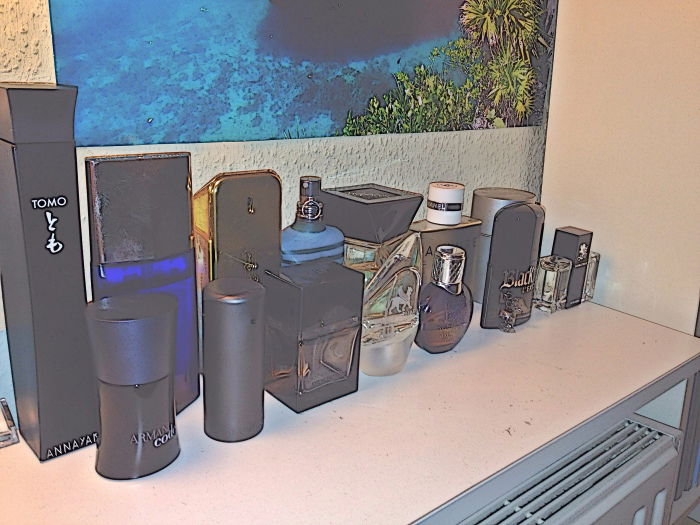 Meine Aktuelle Parfumsammlung. Allesamt erworben ab August 2013 !!