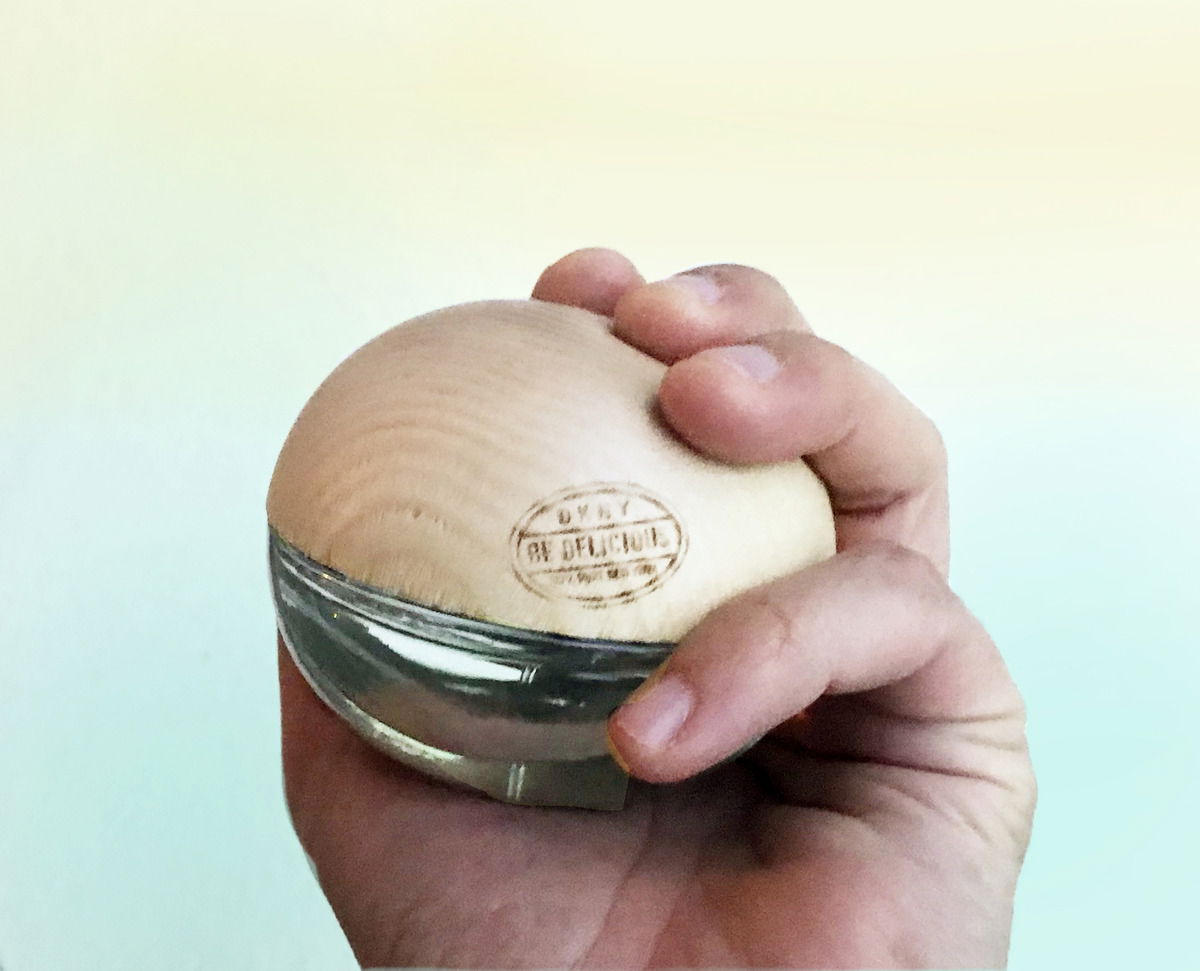 DKNY, Be Delicious, Coconuts about summer (2021)