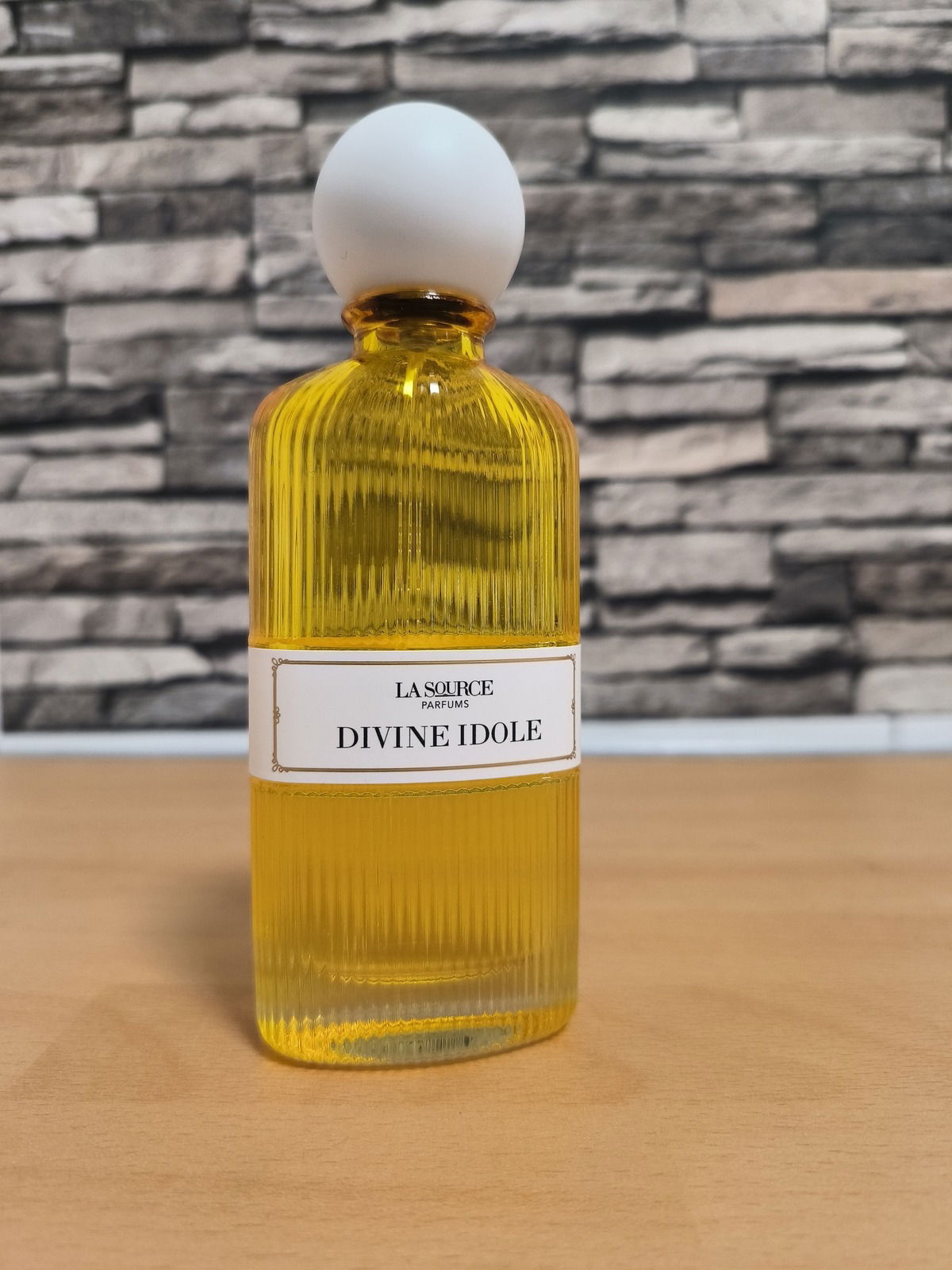 La Source - Divine Idole