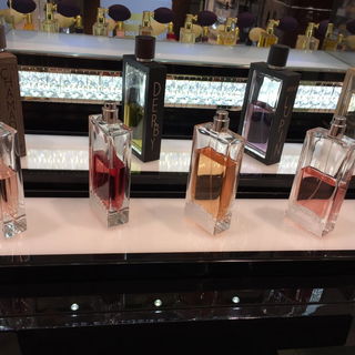 Guerlain Bijenkorf Amst...