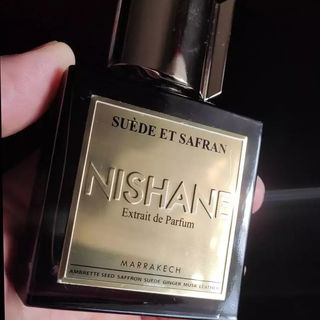 Nishane Suède et Safra...