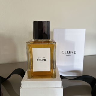 CELINE Dans Paris