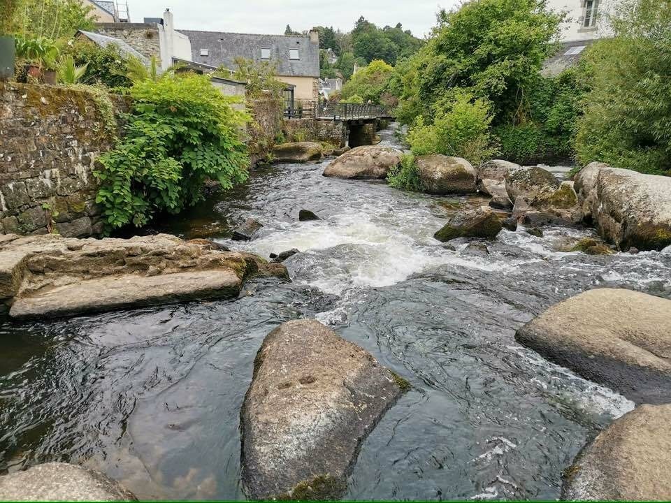 Der Fluss durch Pont-Aven