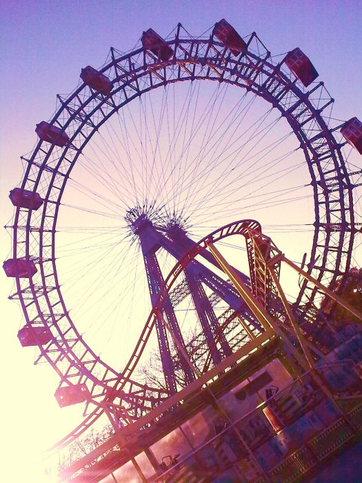 Lieb ich schon auch, 's Riesnradl, obwoi i koan Pratergeharin bin.