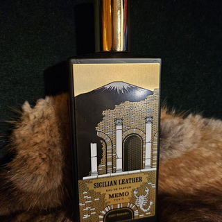 Memo Paris Sicilian Lea...