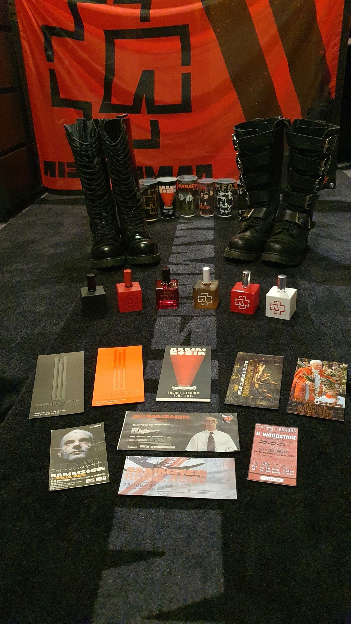 update 15xRammstein 15xVölkerball 44xStahlzeit alle Tickets vorhanden ! + mittlerweile 16 Parfume und 4 Tickest für See You 2023 :)