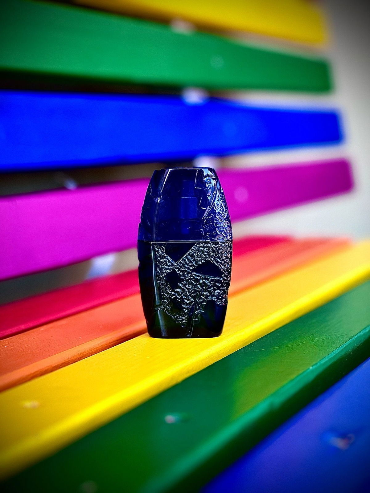 Leider verweigerte die Forumsführung dieses tolle Bild von Kokusai. Ein Herz für Farbe!