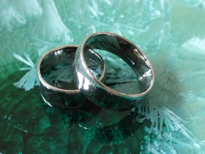 Der Ring mich zu knechten ...