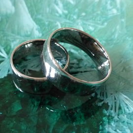Der Ring mich zu knecht...