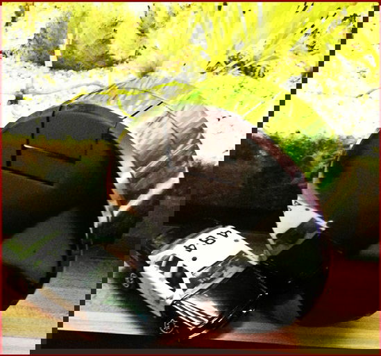 NU 2001