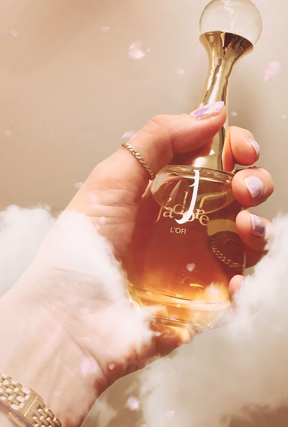 …gentle femininity…💋