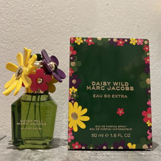 Daisy Wild Eau so Extra...