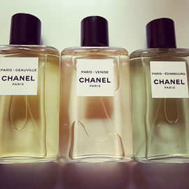Chanel Paris-Deauville,...