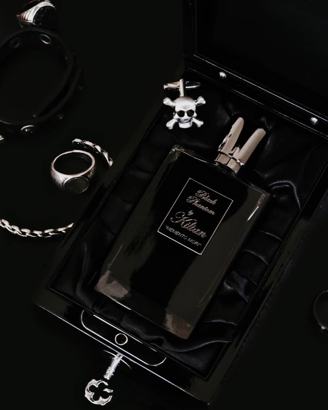 Black Phantom by Kilian!