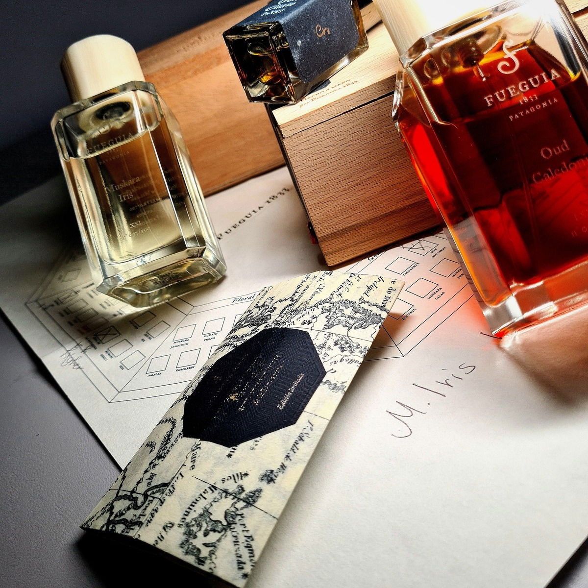 Fueguia's Muskara Iris, Muskara Aquilaria und das herrliche Oud Caledonia