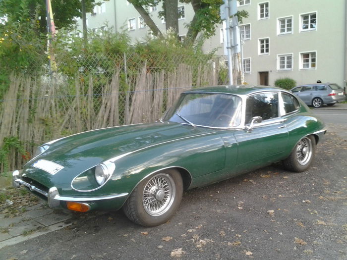 ein echter Jaguar E-Type 4.2