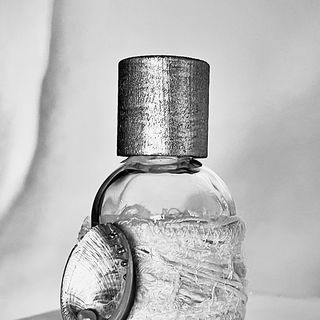 Flakonentwurf für AURA...