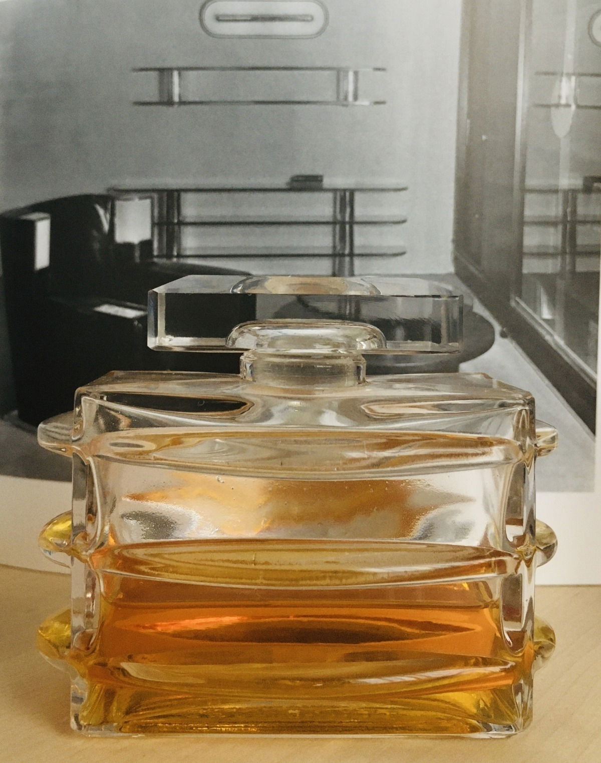 Grenoville Piège 1938 Original-Design inklusive passendem Interieur