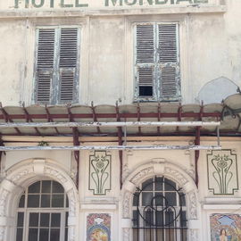 Menton, le déclin poé...