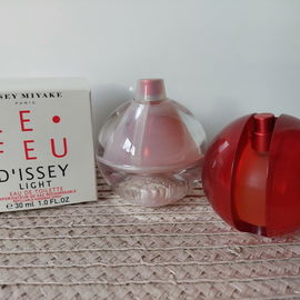 Le feu de Issey und  le...
