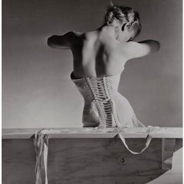 Mainbocher Corset by Ho...