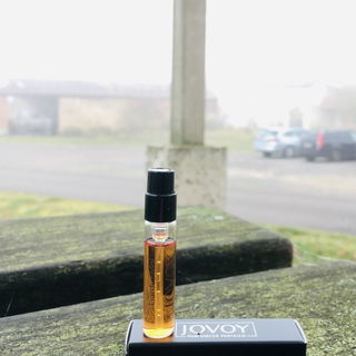 Jovoy gardez moi.  .. b...